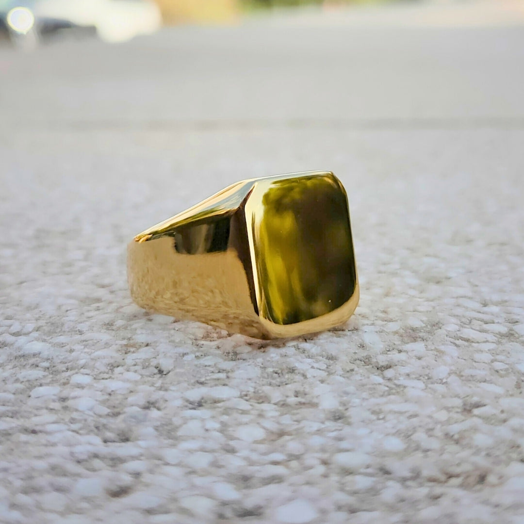 Classic Gold Signet