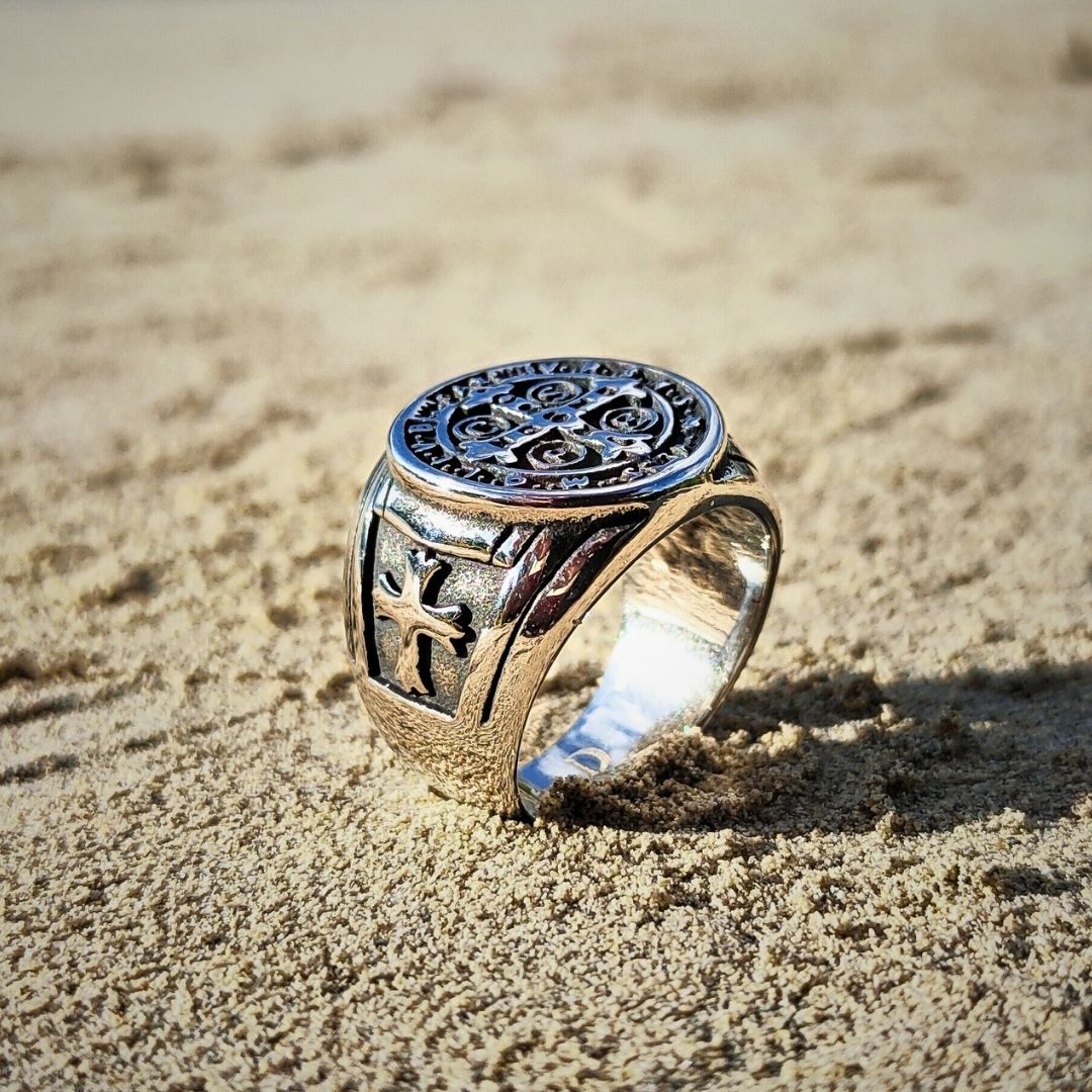 Vintage Silver Crest