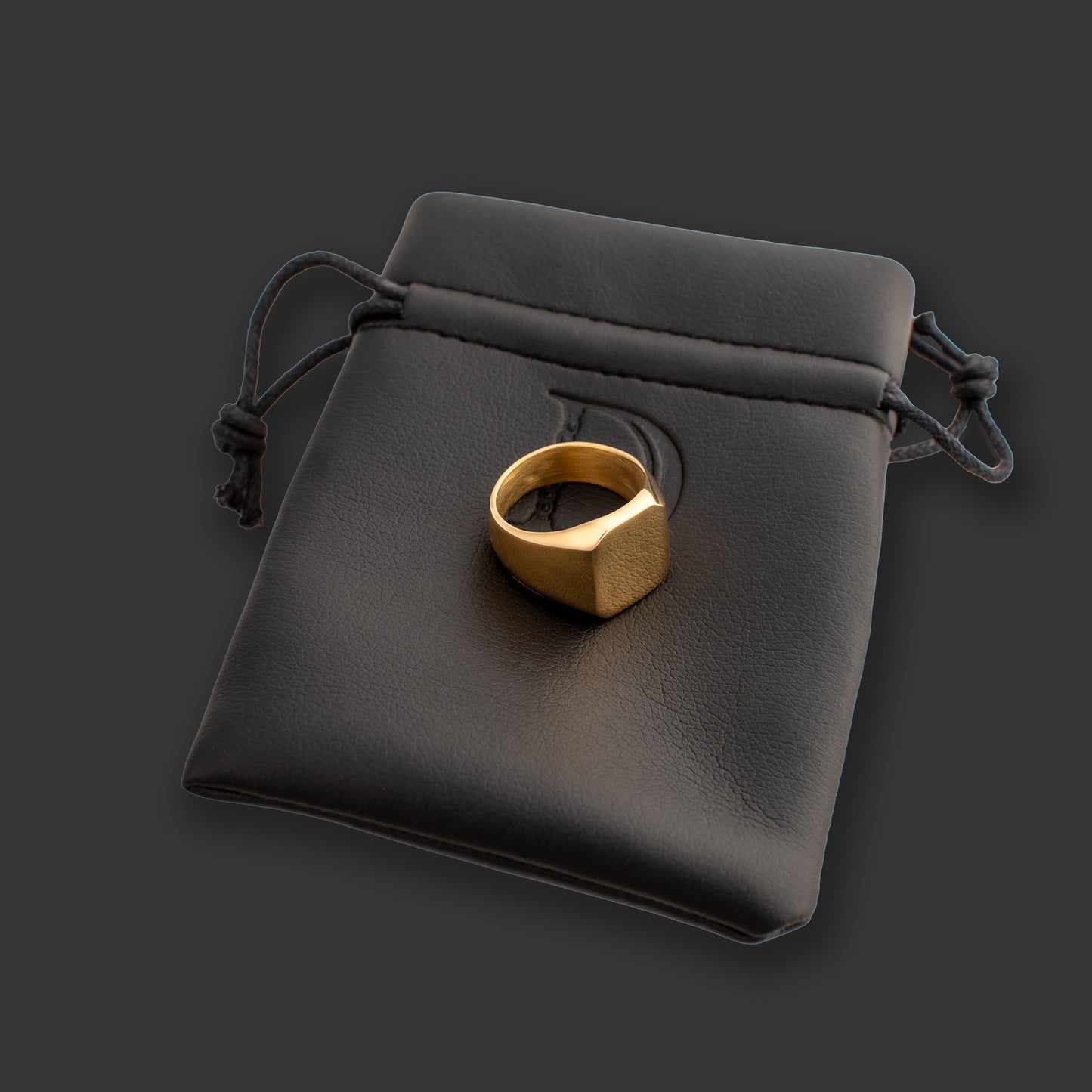 Classic Gold Signet