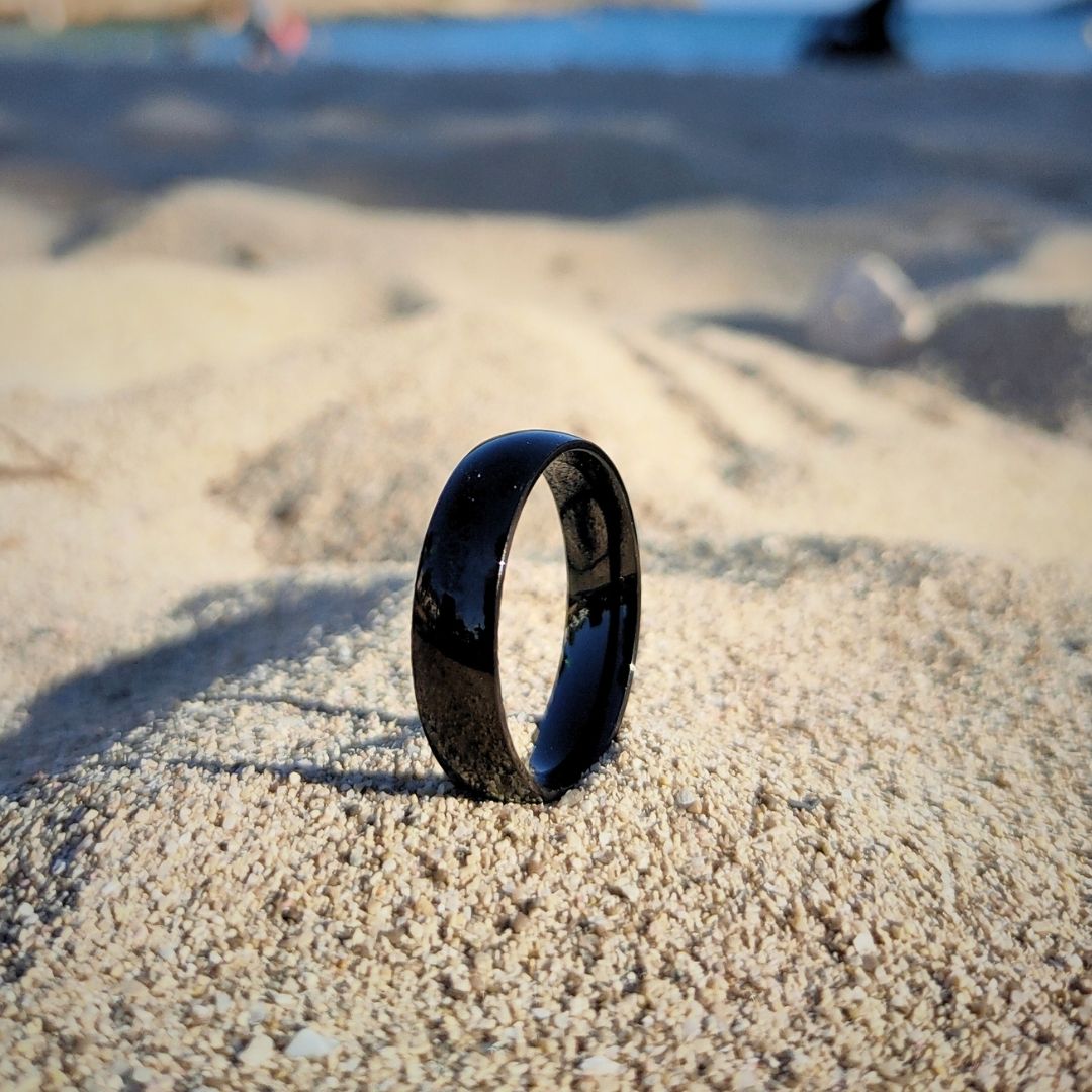 Lustrous Black Classic