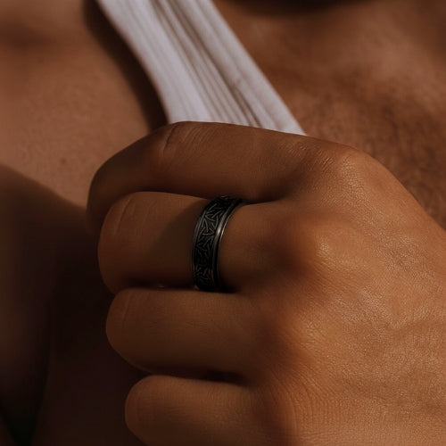 Black Kinetic Triquetra