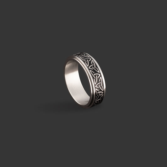 Silver Kinetic Triquetra