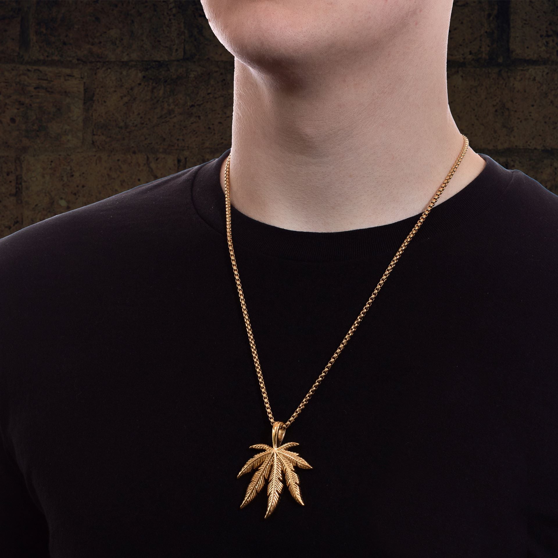 Men's Gold Leaf Pendant Chain